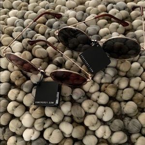 NWT • FOREVER 21 round sunglasses ☀️😎 • 2 pairs